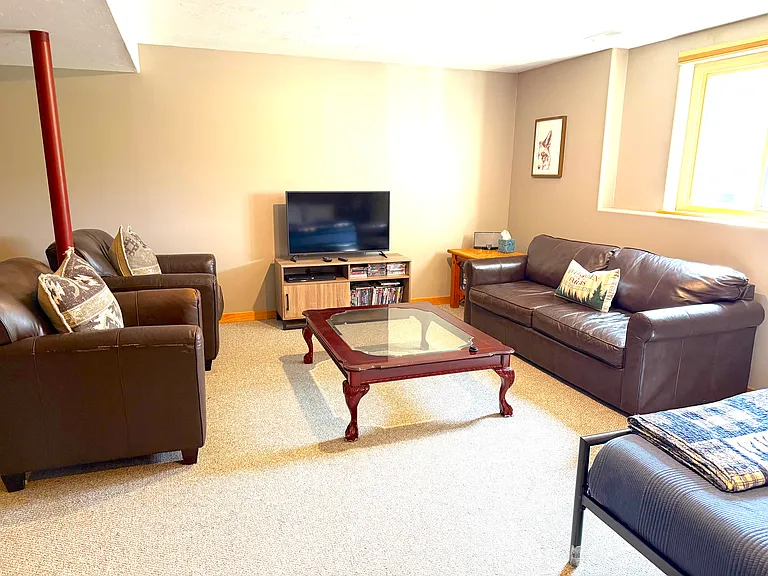 313 Fawn Dr — Photo 10