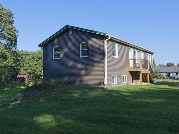 S5655 Old Lake Road, Baraboo, WI 53913