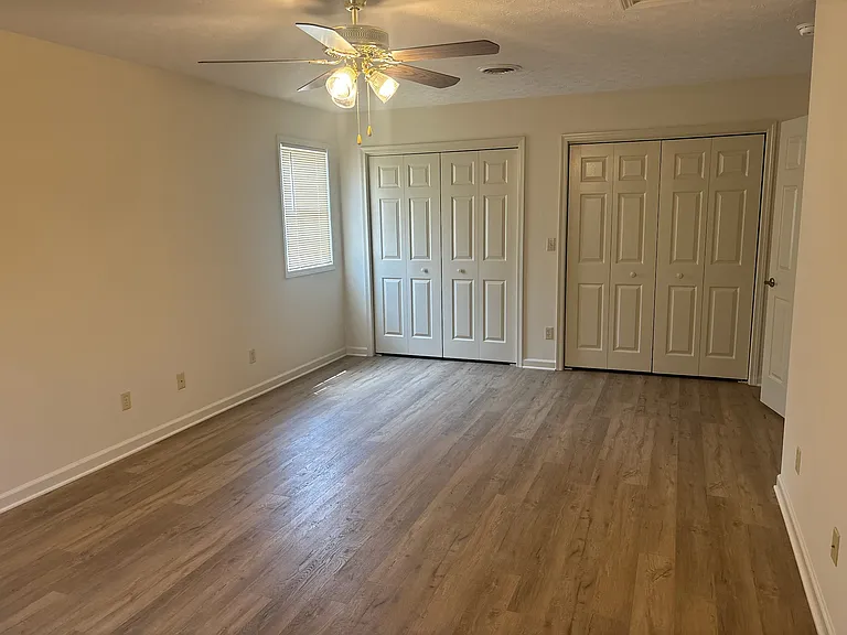 210 Theobald Ln #5 — Photo 6