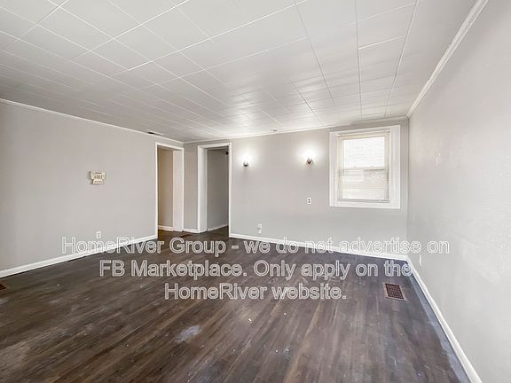 4th image of 3209 E 69th St