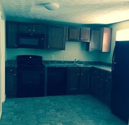 4th image of 1315 Carlyle Dr