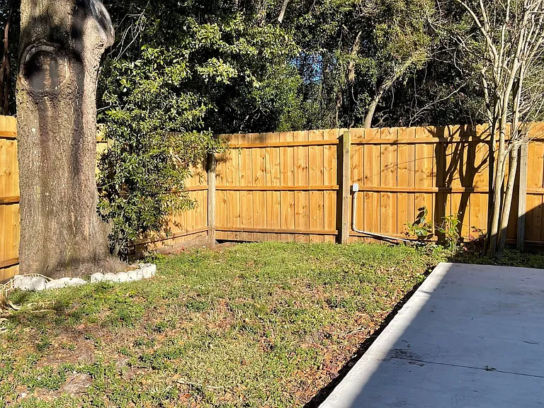 7323 Lawn Tennis Ln — Photo 26