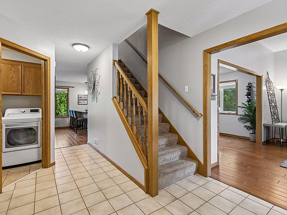 5th image of 12904 Essex Way