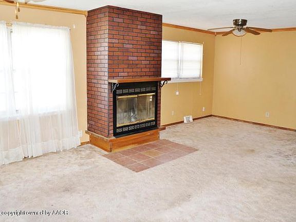 3rd image of 2501 Redwood St