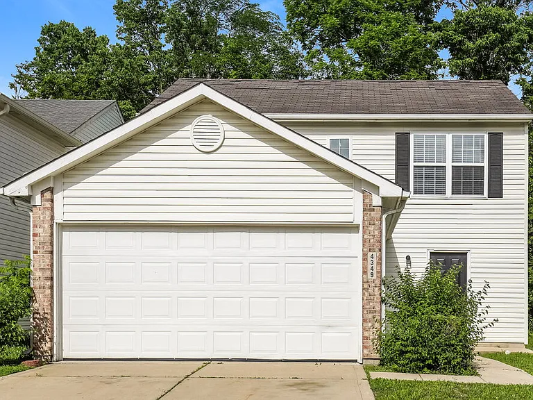 4349 Village Trace Ct — Photo 1