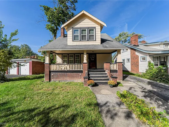 956 Nobleshire Rd, Cleveland Heights, OH 44121