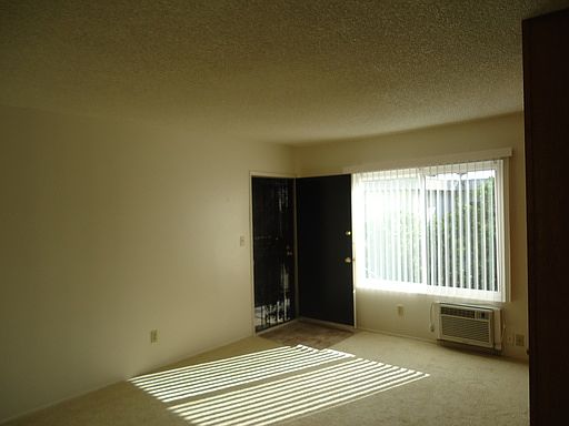 4th image of 3984 Utah St Unit 8