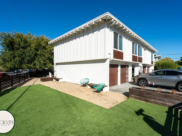 611 Topaz St — Photo 8