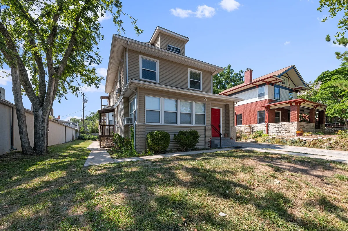 Building Photo - 4244 Terrace St