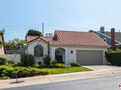 10 Village Cir, Manhattan Beach, CA, 90266