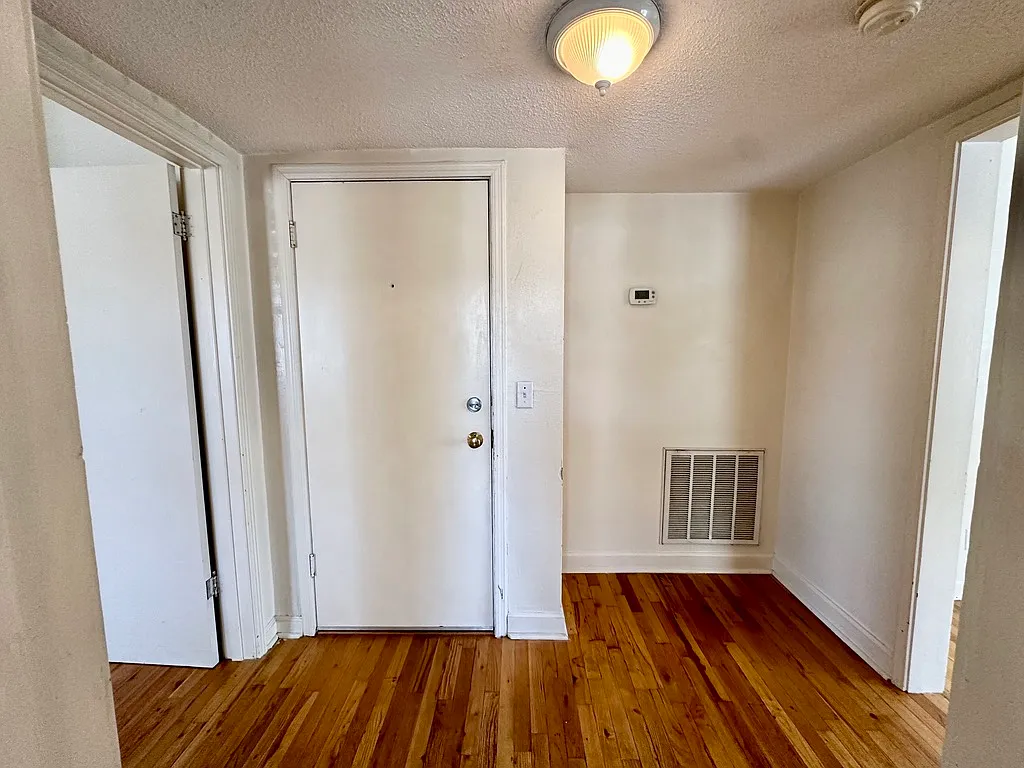 1 bed, 600 sqft, $1,099 — Photo 4