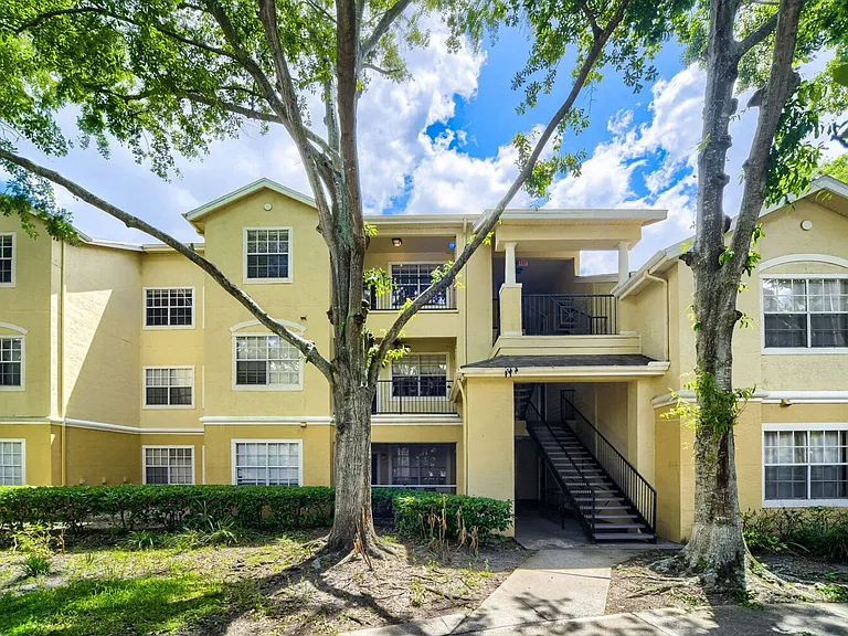 2624 Robert Trent Jones Dr #633 — Photo 2