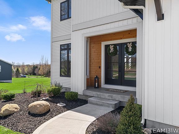 5th image of 13273 Jessann Dr