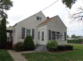 926 91st St, Niagara Falls, NY 14304