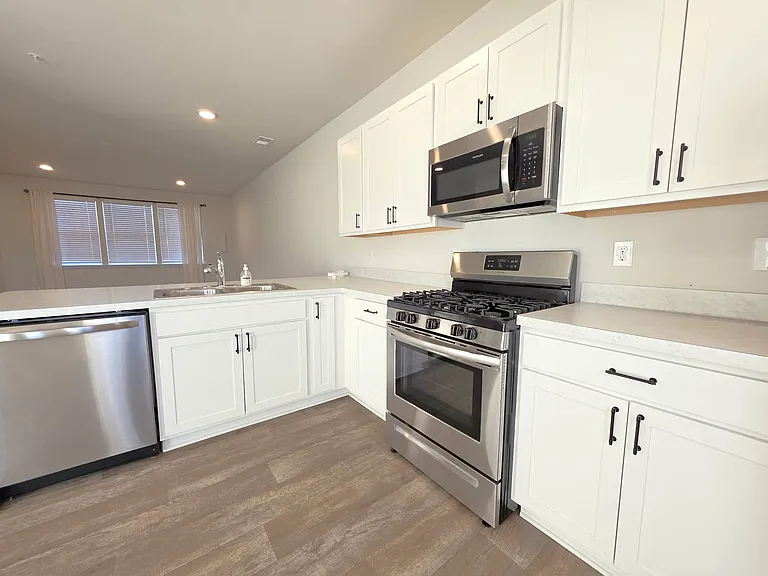 426 Creekbed Cir #1 — Photo 10