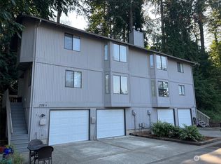 335 SE Clark St, Issaquah, WA