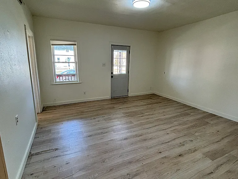 601 Meadow St #1 — Photo 5