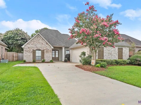 8569 Foxfield Dr, Baton Rouge, LA 70809