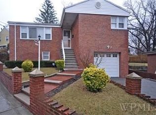 128 Hart Ave, Yonkers, NY 10704
