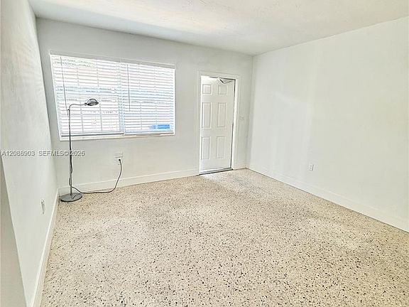 5th image of 3050 NW 20th St #2