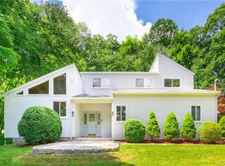 170 Westchester Ave, Pound Ridge, NY 10576