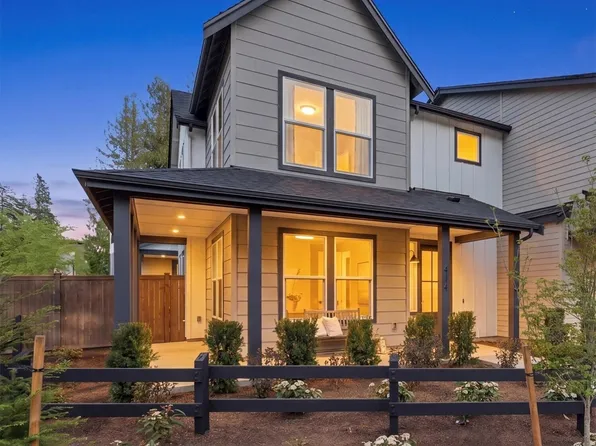 414 222nd Place SE, Sammamish, WA 98074