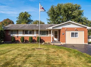 6940 N Alexander Dr, Piqua, OH 45356