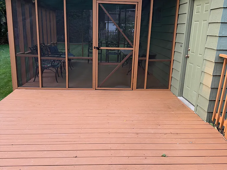 1029 E Liberty Dr — Photo 13