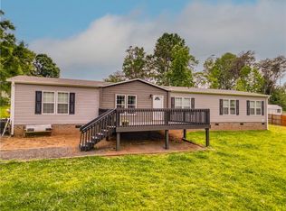 35 W Burns Dr, Travelers Rest, SC 29690