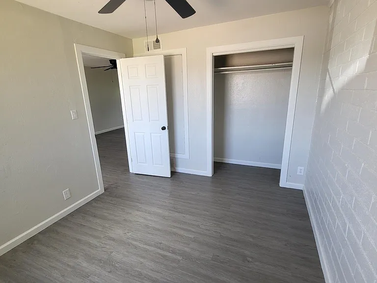 116 N 5th St #2 — Photo 9