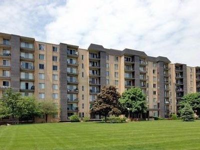 5400 Walnut Ave Unit 302, Downers Grove, IL, 60515