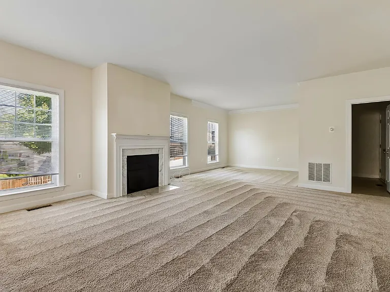 4160 Agency Loop — Photo 6