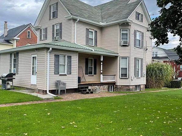 1757 Columbia Ave, Tyrone, PA 16686