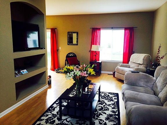 5th image of 2265 Stoughton Dr #1104
