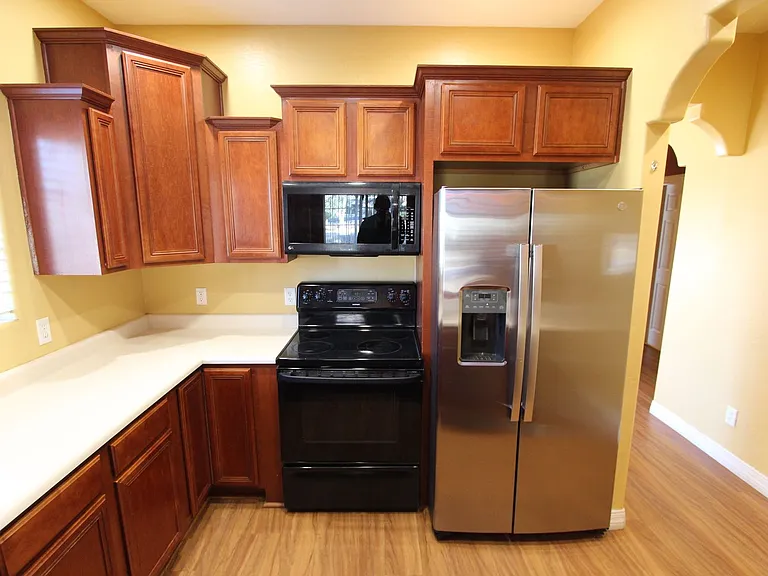 3250 S Litzler Dr — Photo 9