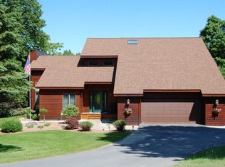 12 Agnew Rd, Morrisonville, NY 12962