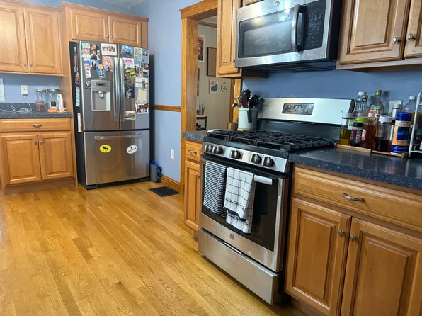 86 Dexter St, Medford, MA 02155