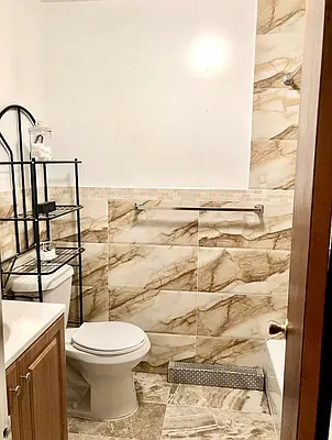 Rented by Tabak Real Estate | media 18
