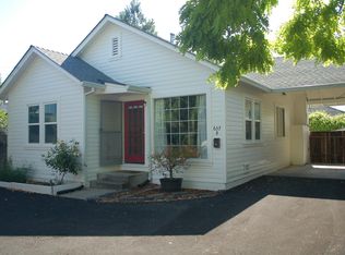 657 1st St W #B, Sonoma, CA 95476