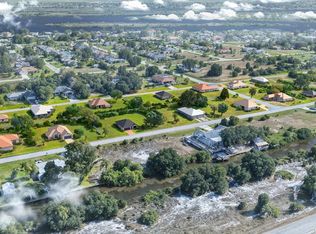 27000 Omni Ln, Punta Gorda, FL 33983