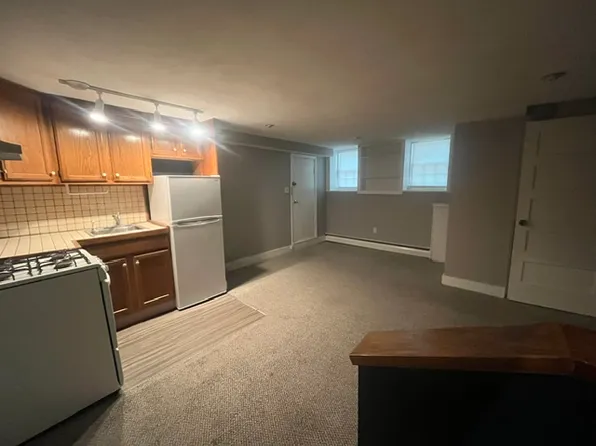 33 S Russell St #B, Boston, MA 02114