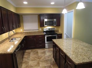 1666 Maldon Ln, Saint Louis, MO