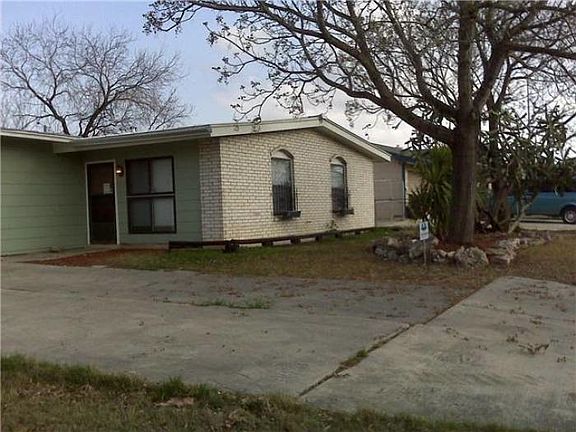 2nd image of 7418 Apple Valley Dr
