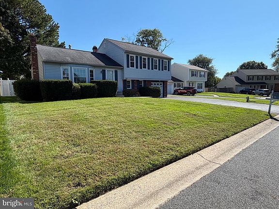 3rd image of 80 Scott Run Cir