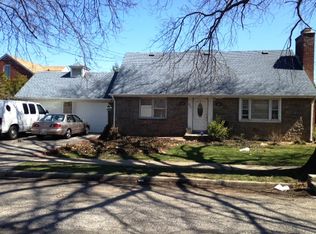 285 Bedford Ave, Uniondale, NY 11553