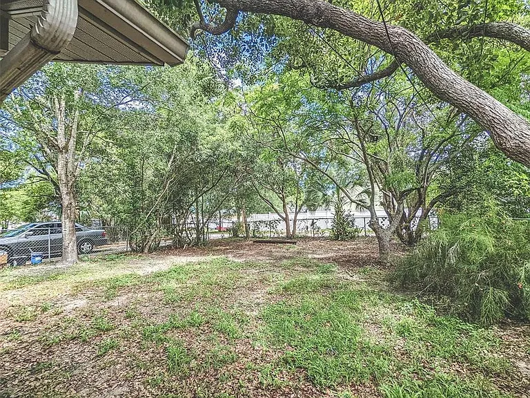 6123 Montana Ave — Photo 10