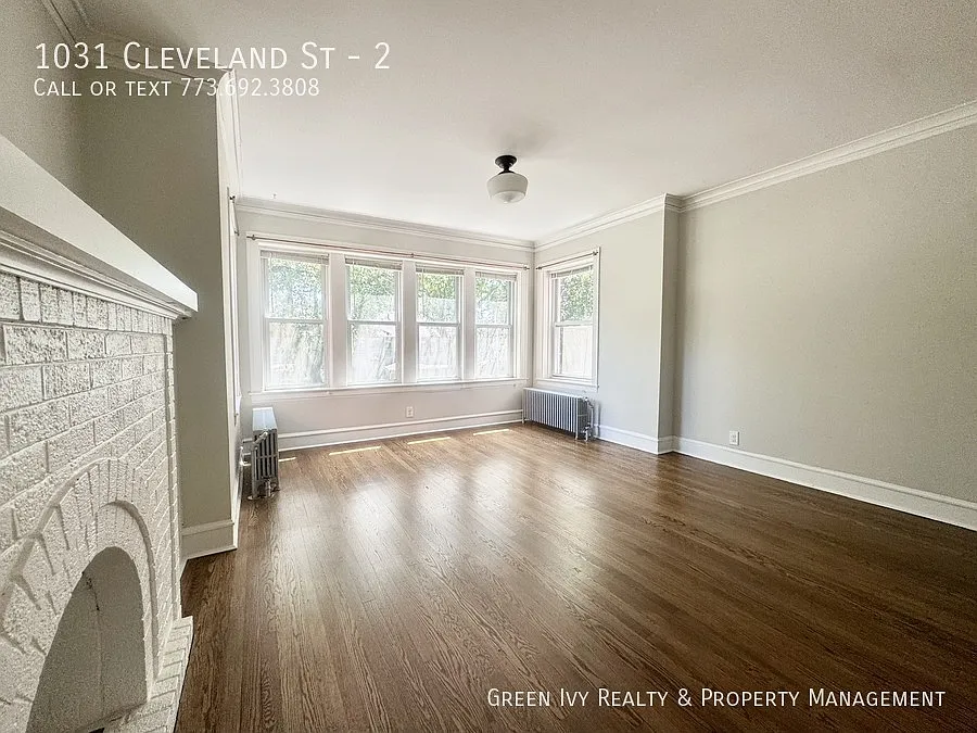 Spacious 2 Bed/ 1 Bath-All Utilities Included, Free Laundry! — Photo 2