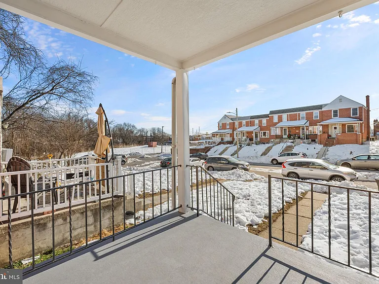 7520 Durwood Rd — Photo 4