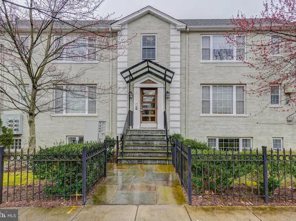 1404 Longfellow St NW APT T1, Washington, DC 20011