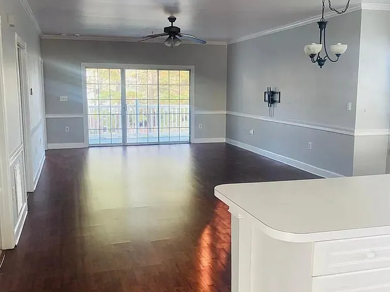 9169 Meadow Vista Rd — Photo 6